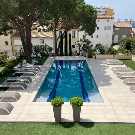 Maxime 1 Piece Sainte-Maxime